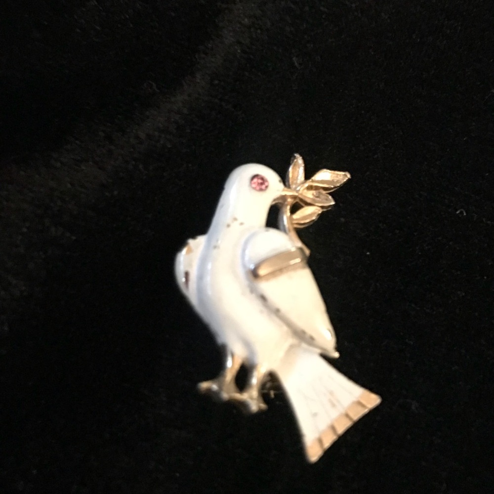 🕊Vintage White Peace Dove Pin Brooch🕊